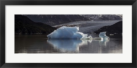 Framed Iceberg in a lake, Gray Glacier, Torres del Paine National Park, Magallanes Region, Patagonia, Chile, Lake Print