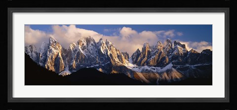 Framed Snowcapped mountain peaks, Dolomites, Italy Print