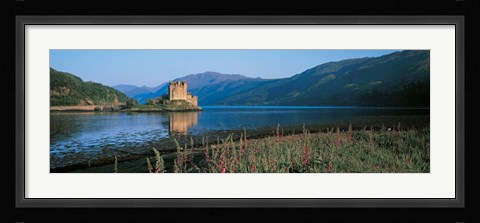 Framed Eilean Donan Castle &amp; Loch Duich Scotland Print