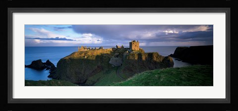 Framed High angle view of a castle, Dunnottar Castle, Grampian, Stonehaven, Scotland Print