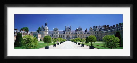 Framed Chateau de Fontainebleau Ile de France France Print