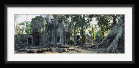 Framed Old ruins of a building, Angkor Wat, Cambodia Print