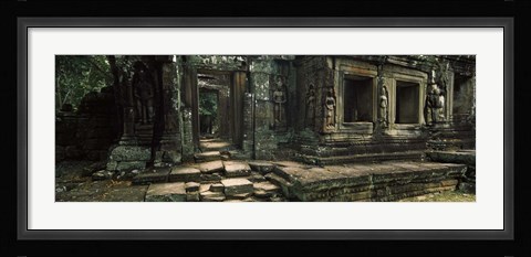 Framed Ruins of a temple, Banteay Kdei, Angkor, Cambodia Print