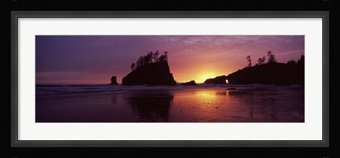 Framed Silhouette of seastacks at sunset, Second Beach, Washington State Print
