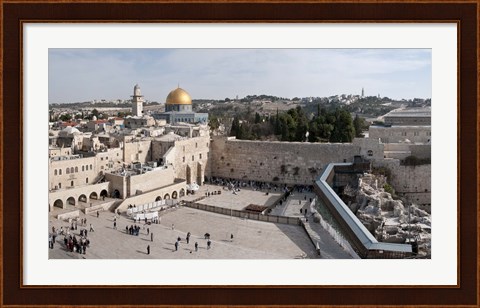 Framed Tourists praying at the Wailing Wall in Jerusalem, Israel Print