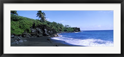 Framed Tide on the beach, Black Sand Beach, Hana Highway, Waianapanapa State Park, Maui, Hawaii, USA Print