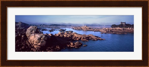 Framed Ploumanac&#39;h Harbour, Cote de Granit Rose, Ploumanach, Perros-Guirec, Cotes-D&#39;Armor, Brittany, France Print