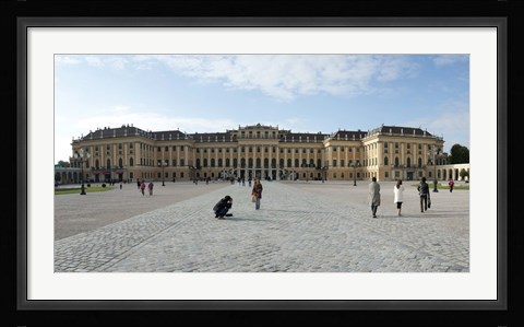 Framed Tourists at a palace, Schonbrunn Palace, Vienna, Austria Print