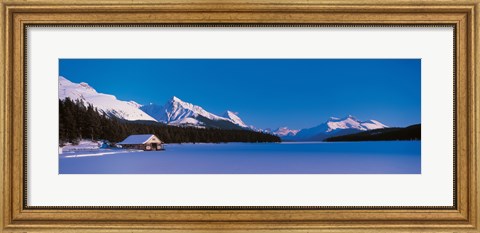 Framed Maligne Lake &amp; Canadian Rockies Alberta Canada Print