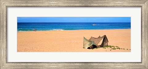 Framed Tent on the beach, Polihale State Park, Kauai, Hawaii, USA Print