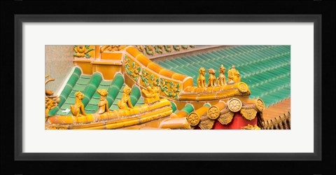 Framed Architectural detail of the roof of a temple, Kwan Im Thong Hood Cho Temple, Singapore Print