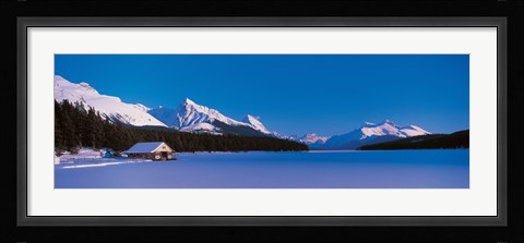 Framed Maligne Lake &amp; Canadian Rockies Alberta Canada Print