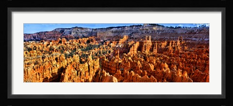Framed Hoodoo rock formations in Bryce Canyon National Park, Utah, USA Print