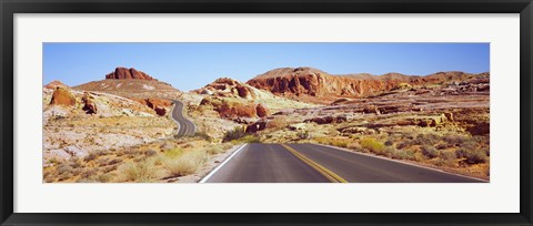 Framed Road passing through the Valley of Fire State Park, Nevada, USA Print