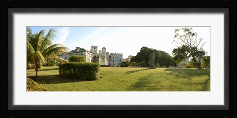 Framed Facade of a building, Havana, Cuba Print