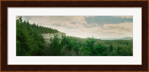 Framed Trees along the Gertrude&#39;s Nose, Minnewaska State Park, Catskill Mountains, New York State, USA Print