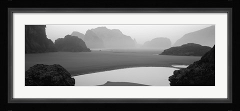 Framed Panoramic view of the ocean, Pacific Ocean, Bandon State Natural Area, Bandon, Oregon, USA Print