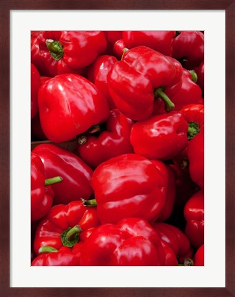 Framed Red bell peppers for sale at weekly market, Arles, Bouches-Du-Rhone, Provence-Alpes-Cote d&#39;Azur, France Print