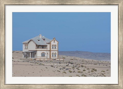 Framed Namibia, Kolmanskop, diamond mining ghost town Print