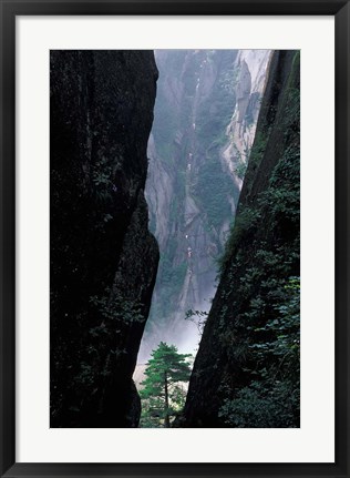 Framed Sheer Cliffs on Mt Huangshan (Yellow Mountain), China Print