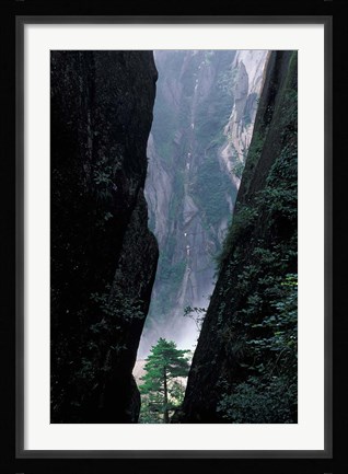 Framed Sheer Cliffs on Mt Huangshan (Yellow Mountain), China Print