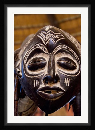 Framed South Africa, Durban, Zulu tribe mask Print