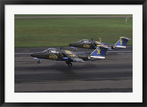 Framed Saab 105 jet trainers on the strip Print