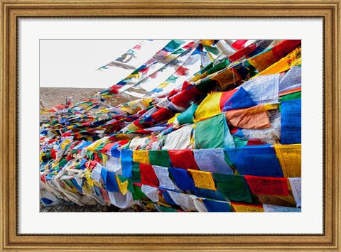 Framed India, Jammu and Kashmir, Ladakh, Namshangla Pass prayer flags Print