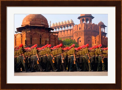 Framed Indian Army soldiers march in formation, New Delhi, India Print