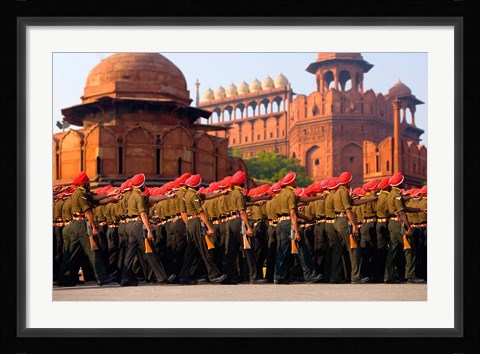 Framed Indian Army soldiers march in formation, New Delhi, India Print