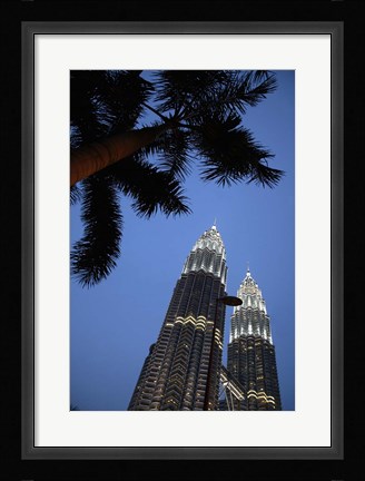 Framed Malaysia, Petronas Twin Towers, Modern buildings Print