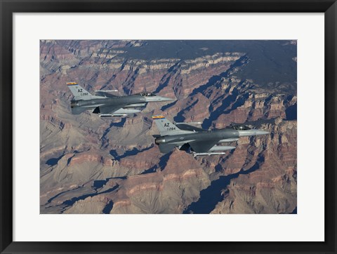 Framed F-16&#39;s fly in formation near the Grand Canyon, Arizona Print