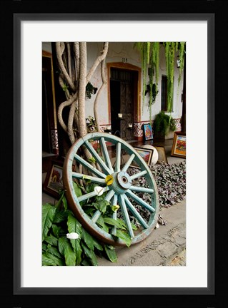 Framed Wagon Wheel, La Posada De Don Rodrigo Hotel, Antigua, Guatemala Print