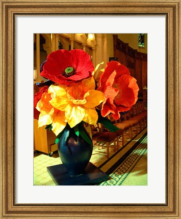 Framed Cathedral Flower Display, Christchurch, New Zealand Print