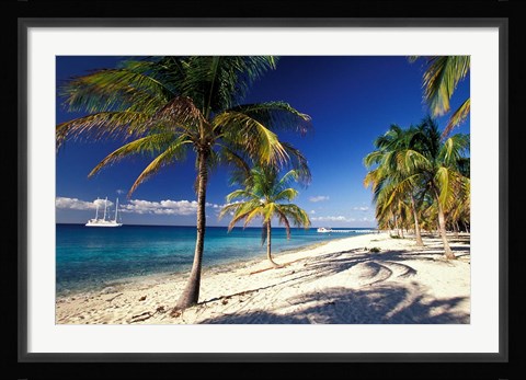Framed Tropical Beach on Isla de la Juventud, Cuba Print