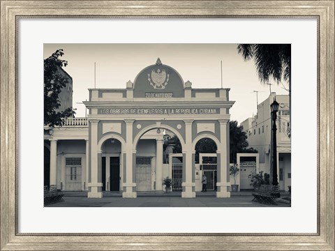 Framed Cuba, Parque Jose Marti, Arco de Triunfo Print