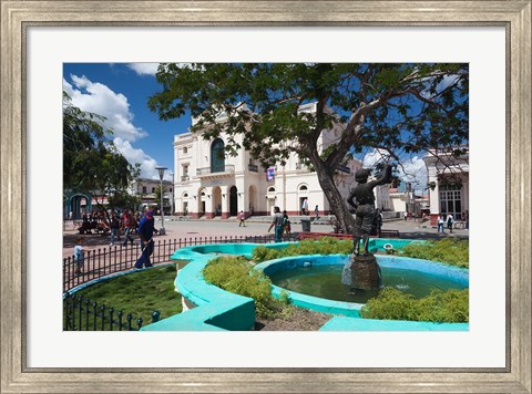Framed Cuba, Santa Clara, Parque Vidal, Teatro La Caridad Print