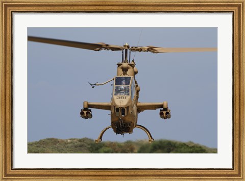 Framed AH-1S Tzefa attack helicopter Print