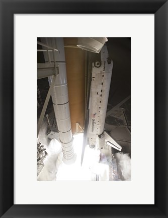 Framed Space shuttle Discovery lifts off from Launch Pad 39A Print