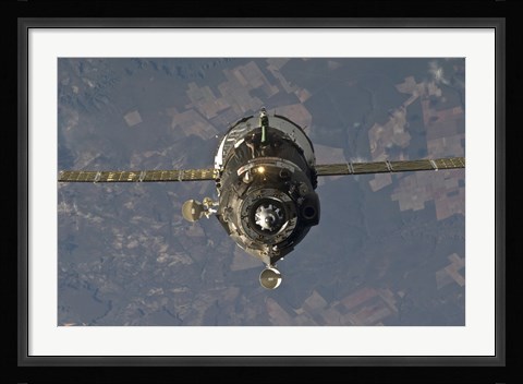 Framed Soyuz TMA-19 Spacecraft Print