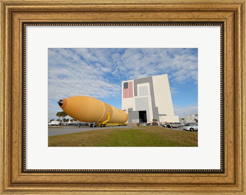 Framed External Tank 130 Rolls Toward Kennedy Space Center&#39;s Vehicle Assembly Building Print