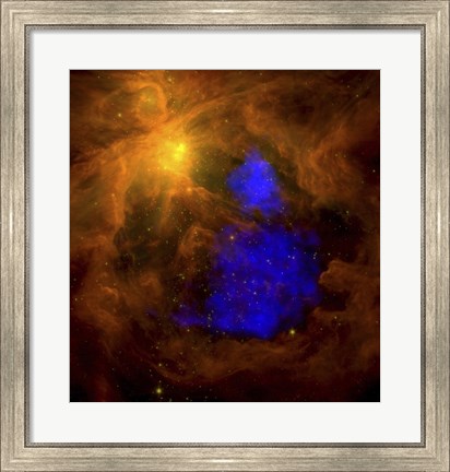 Framed Orion Nebula in the Infrared Overlaid with XMM-Newton X-Ray Data in Blue Print