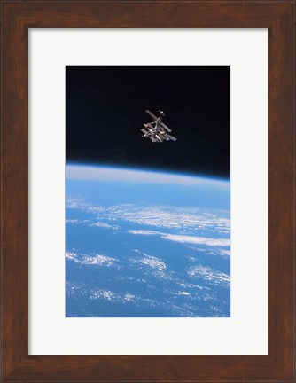 Framed Russia&#39;s Mir Space Station Print