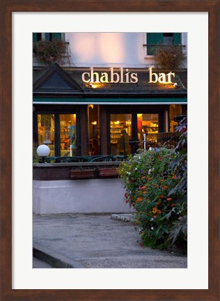 Framed Chablis Bar Cafe, Chablis, Bourgogne, France Print