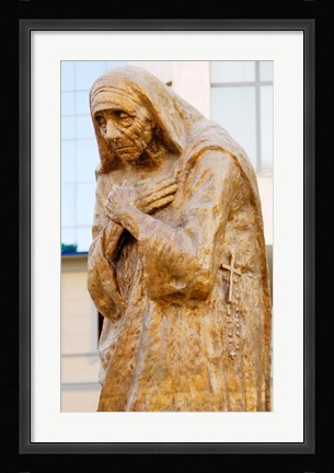 Framed Mother Teresa of Calcutta, India Print