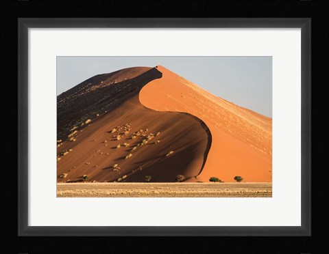 Framed Sand Dune, Namib Desert, Namib-Naukluft National Park Print