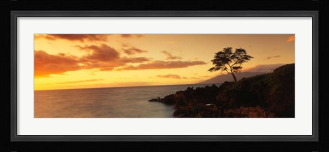 Framed Wailea Point, Maui, Hawaii Print