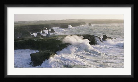 Framed Phare des Poulains lors d'une Tempete Print