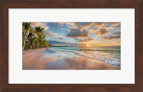 Framed Beach in Maui, Hawaii, at sunset Print