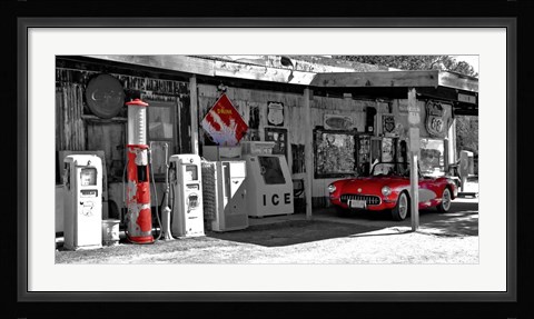 Framed Vintage Gas Station on Route 66 Print